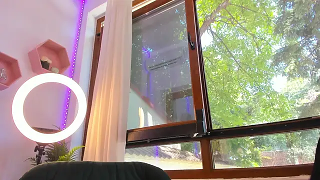 Awesome_Jolie webcam