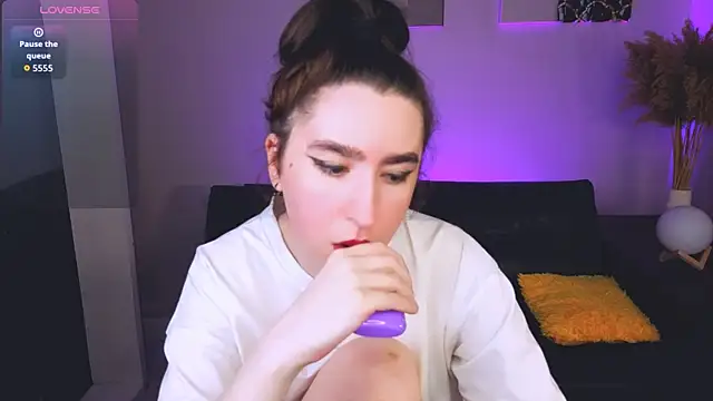 Lily_xBabe webcam
