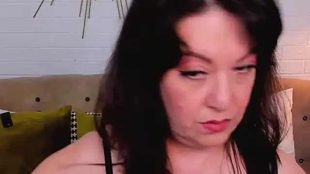 SarahGrays webcam