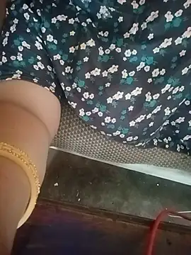 Simran_008 webcam