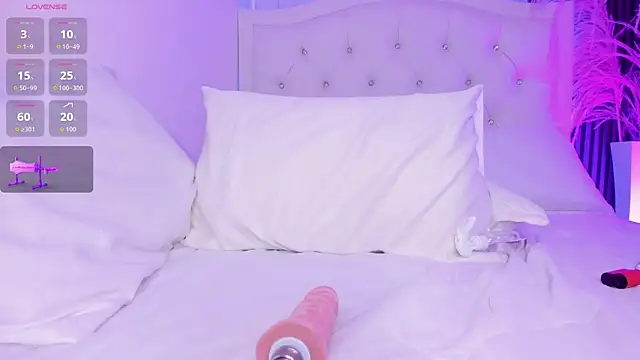 kitty_bluuee webcam
