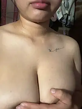 Dona_Mohini webcam