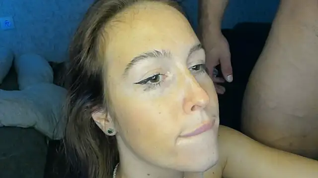 jojoandjena - Jojoandjena's free webcam - UK Sex Cams