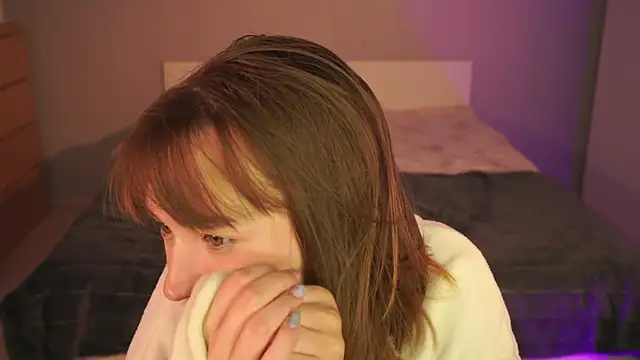 Leyla_crsh webcam