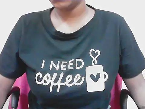 LovingPihu webcam