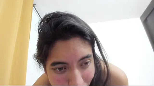 miss_eylens webcam