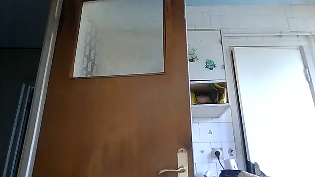 mariusica1@xh webcam