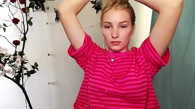 Queen_ofLove webcam