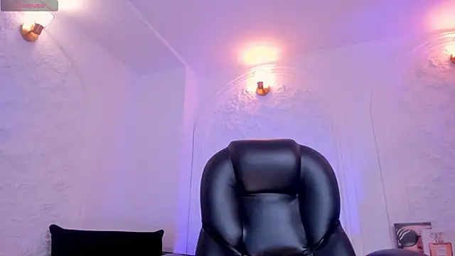 SarahYates webcam