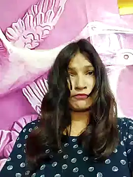 Priyaa_1433 webcam