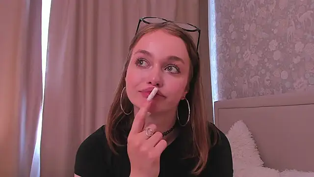 LillianPerry webcam