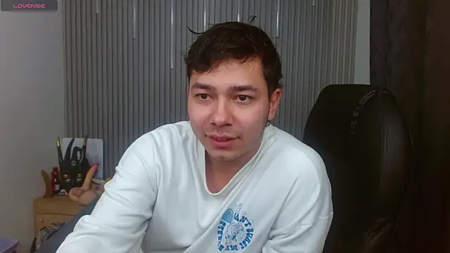 Julian_Smith21 webcam