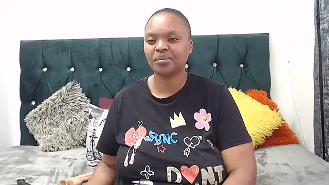 Busty_NickiXXX webcam