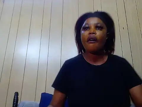 spicykittyy webcam
