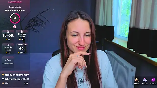 Missis_Sofiia webcam