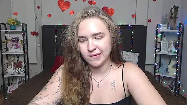 LauraHlot webcam