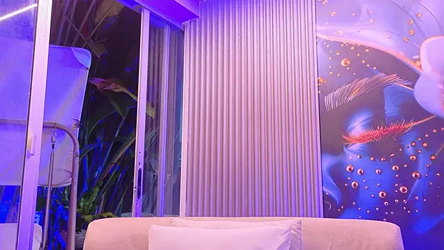 rouxinferno_cr webcam