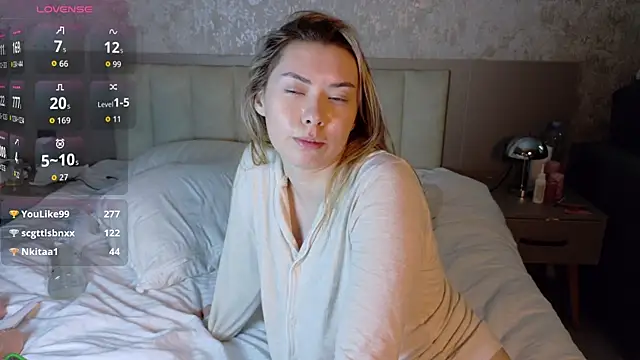 gwenonl1ne webcam