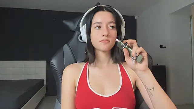 NakishaPreedom webcam