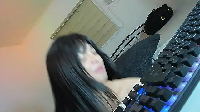 hornydoll99 webcam