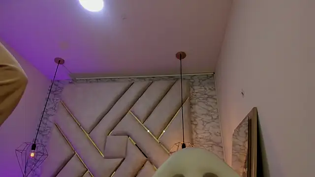 nalalye_cruzz_ webcam