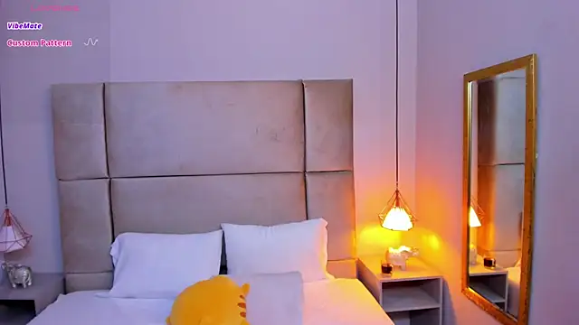 angelaG1 webcam