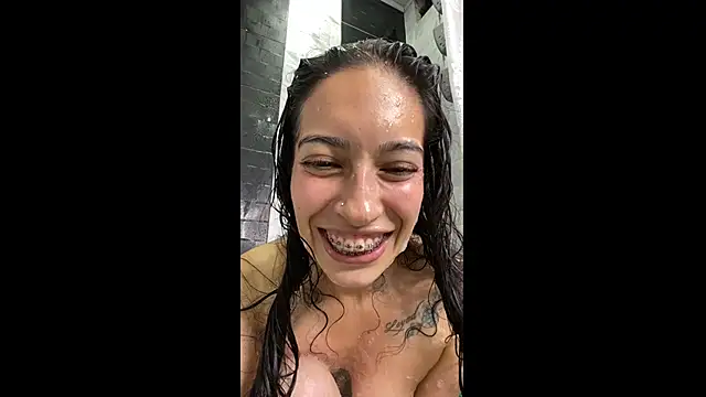 Noaah25_ webcam