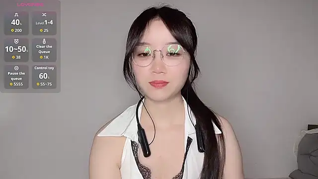 77-Vicky webcam