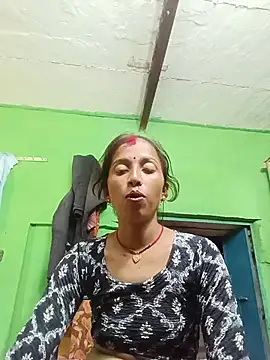 Cut_shivi56 webcam