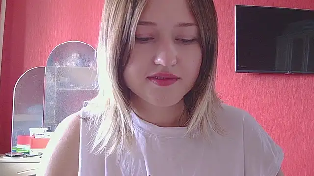 Beloved_Mary blonde cam room online
