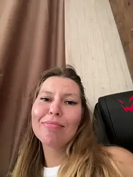 Lovers__Annn webcam