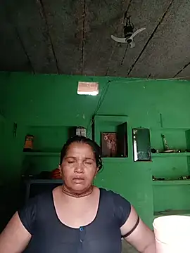 Manavi_x webcam