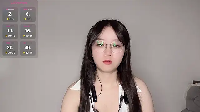 77-Vicky webcam
