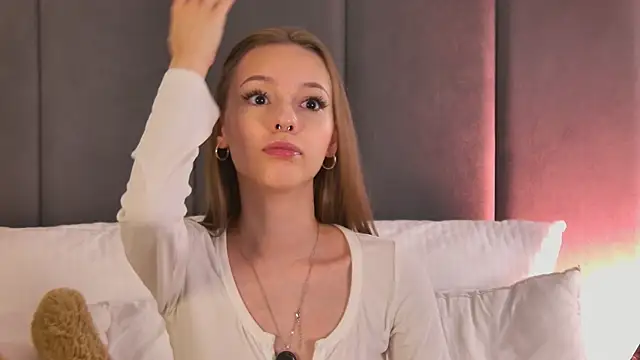 JulyOwens webcam