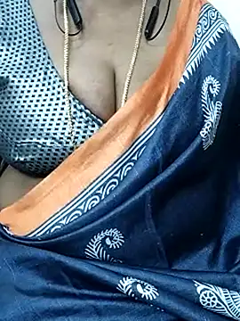 niki076_tamil live cam on StripChat