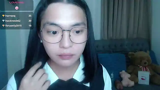 zhaviahale21 webcam