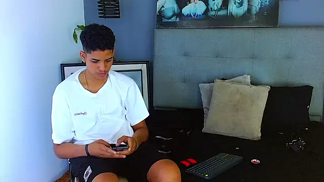 Lukaz_Caballero webcam