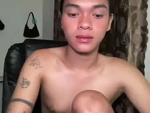 Justine0419 webcam