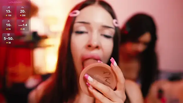 YourDarlingVivian webcam