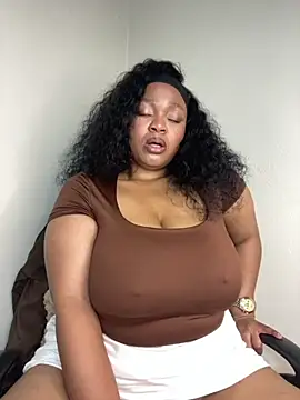CARAMELGODDESSX23 webcam