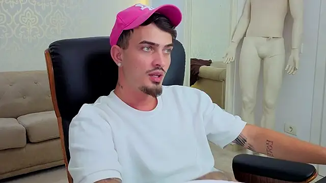 BrandonTate webcam