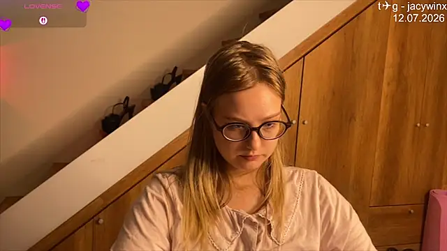 JacyWinslat webcam