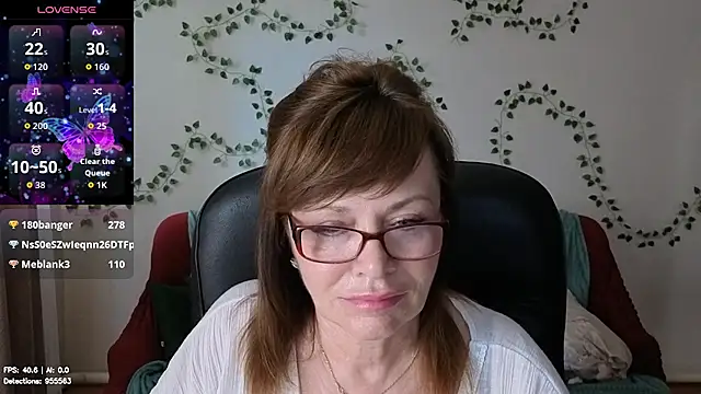 Miss_Moren webcam