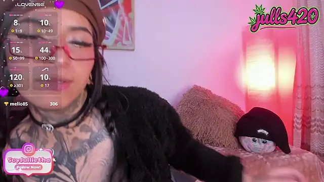 Julls420_ webcam