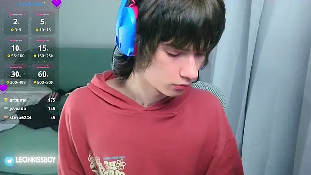 LeonBoykisser webcam