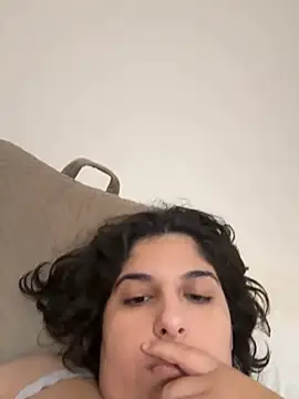 Yasminebbyxx webcam