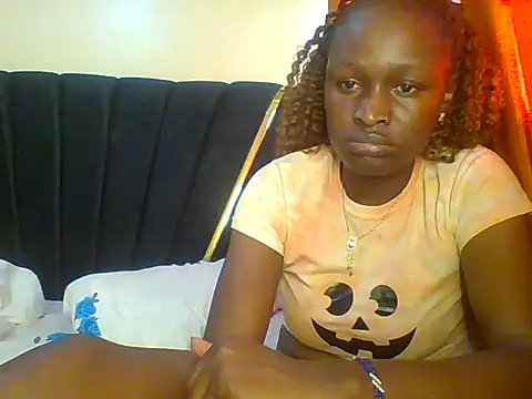 petite_cuteass webcam