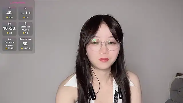 77-Vicky webcam