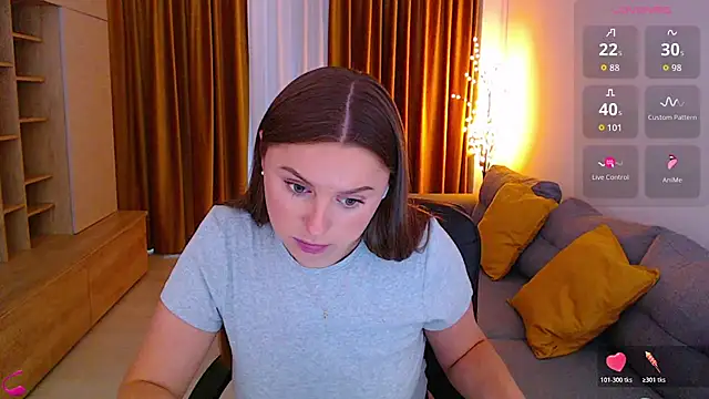 mia_bloomy webcam