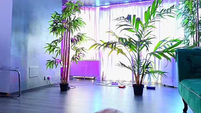 HotBustyBabeX webcam